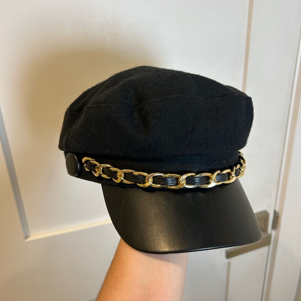 Juicy Couture Elegant Black Wool Cap